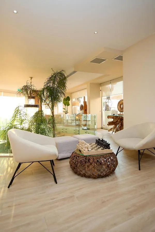 Regina Blu Hotel Radhime