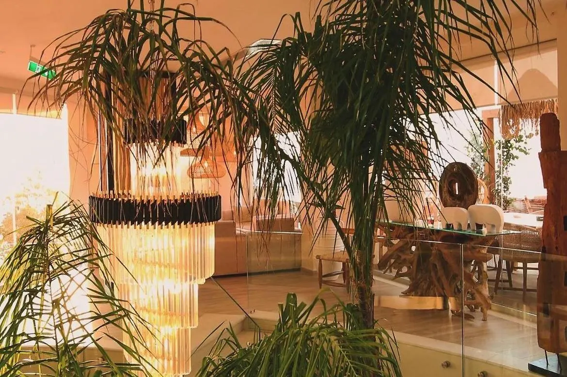 Regina Blu Hotel Radhime